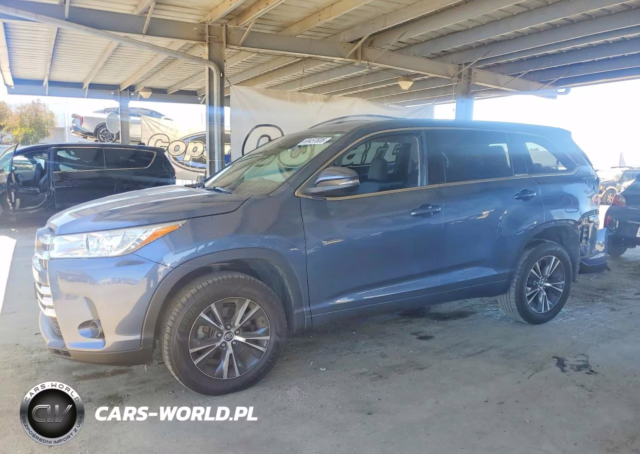 2018 Toyota Highlander Le