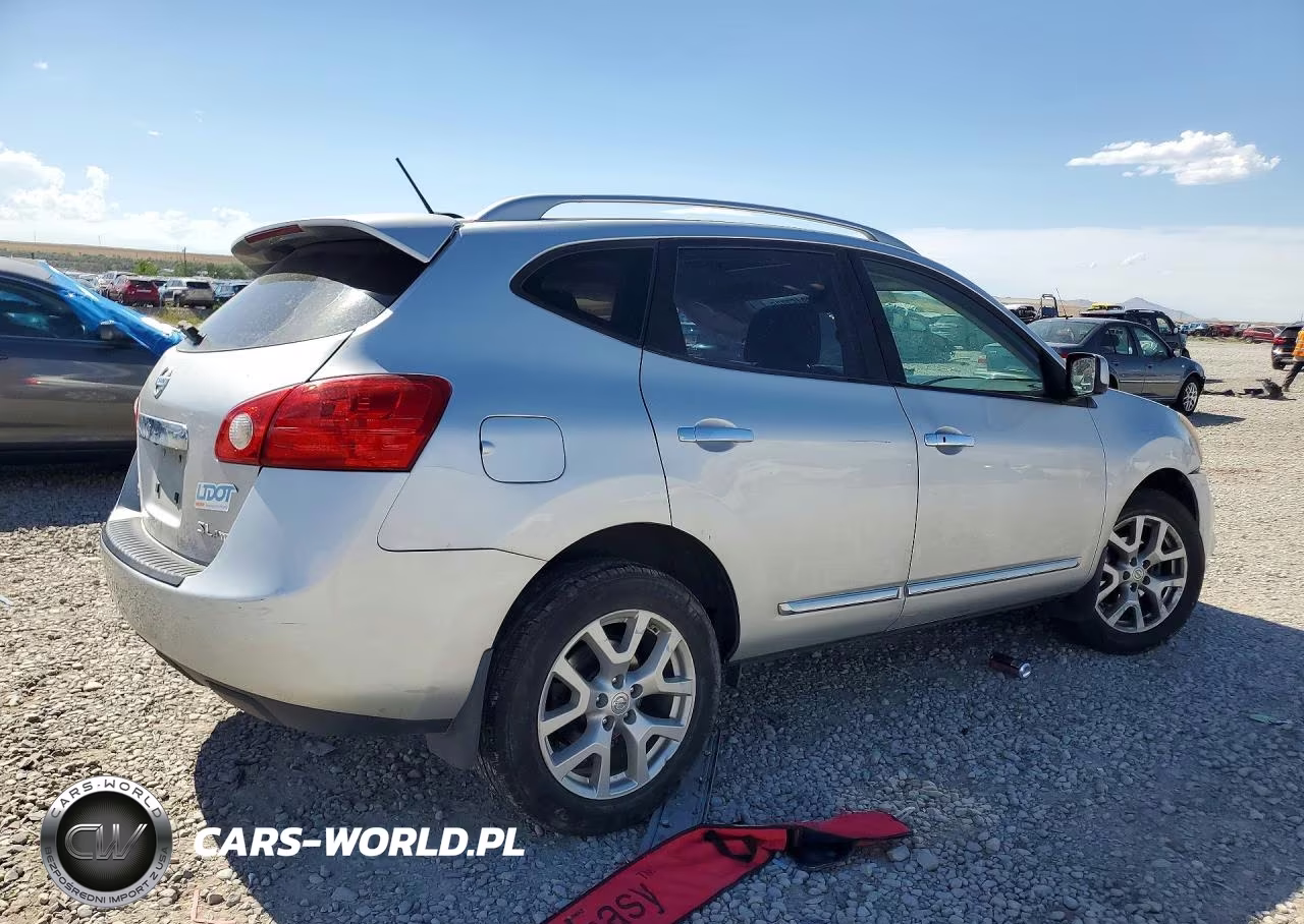 2011 Nissan Rogue S VIN:JN8AS5MV8BW666044 - 3