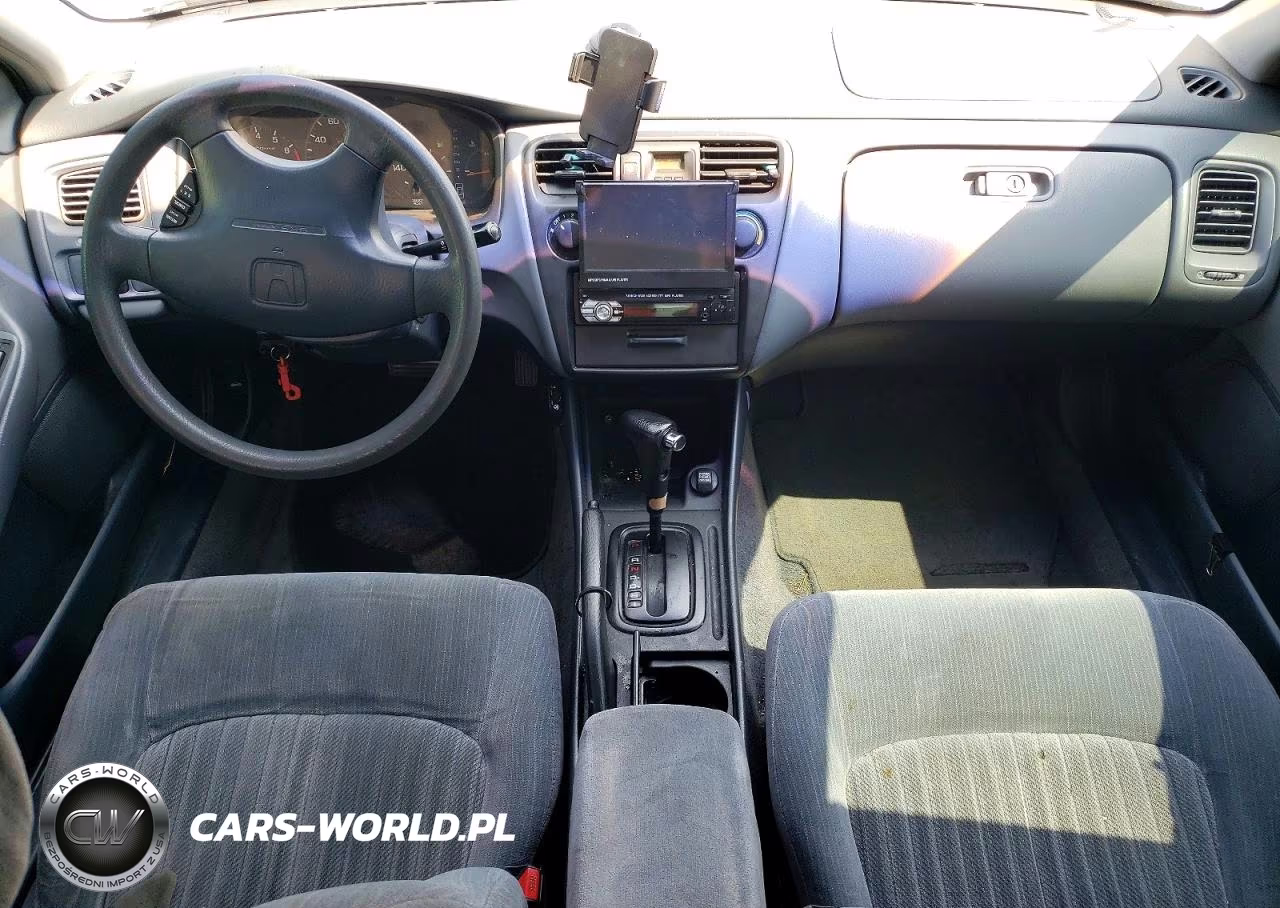 1998 Honda Accord Lx VIN:1HGCG5647WA143404 - 8