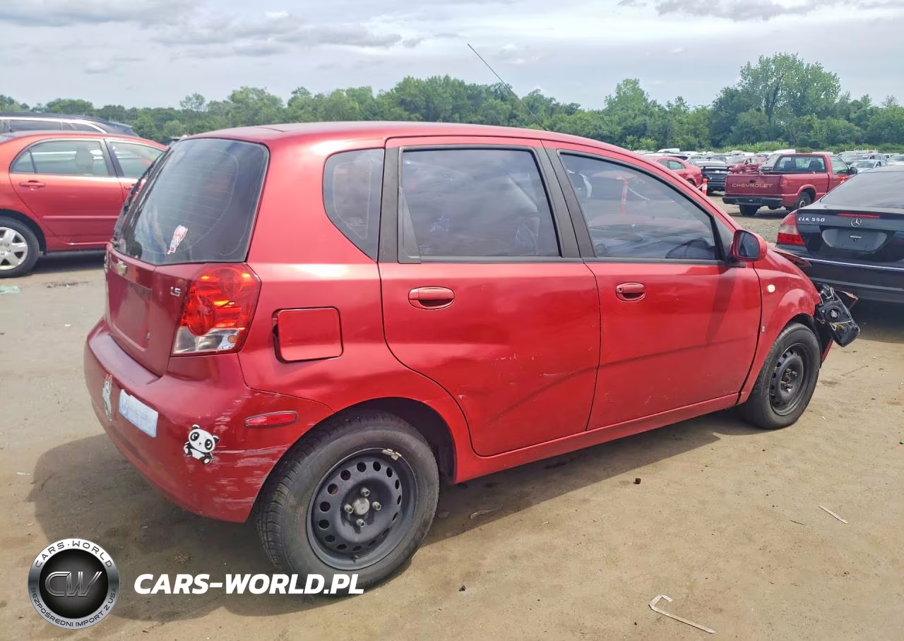 2007 Chevrolet Aveo Base VIN:KL1TD66647B710847 - 3