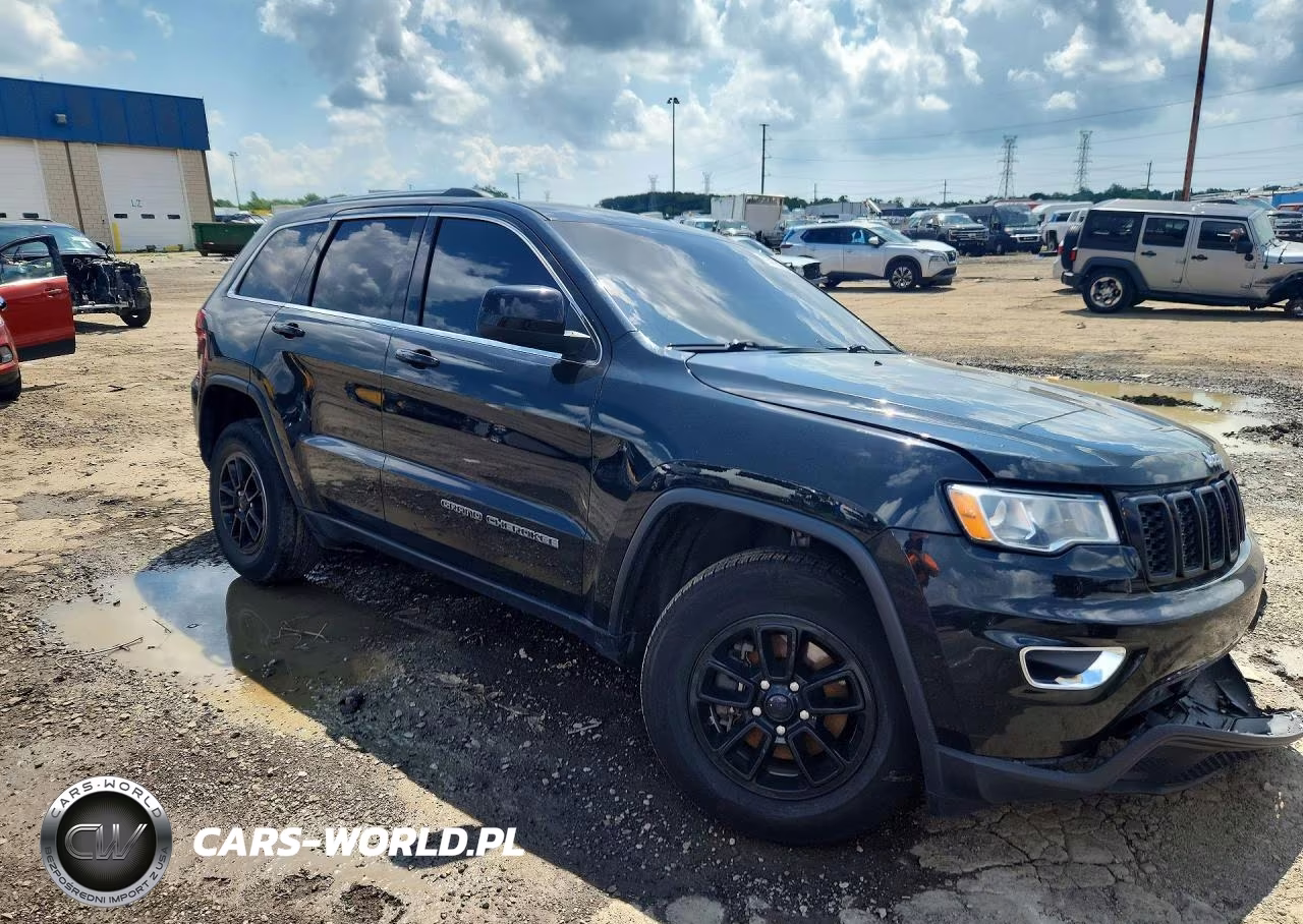2019 Jeep Grand Cherokee Laredo VIN:1C4RJFAG9KC601850 - 4