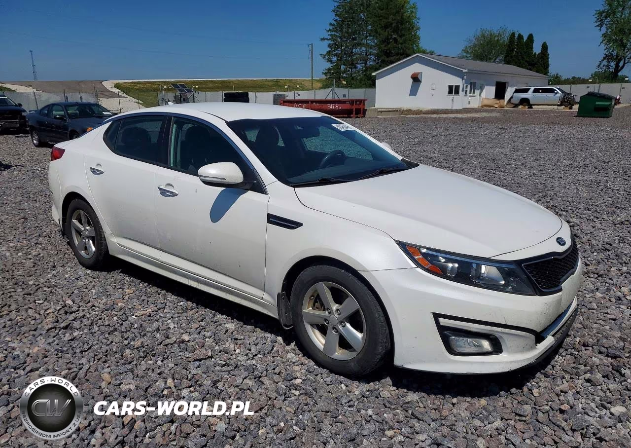 2015 Kia Optima Lx VIN:KNAGM4A77F5636445 - 4