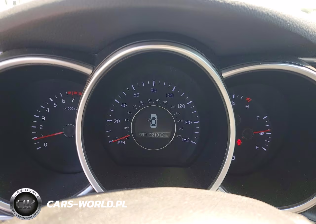 2015 Kia Optima Lx VIN:KNAGM4A77F5636445 - 9