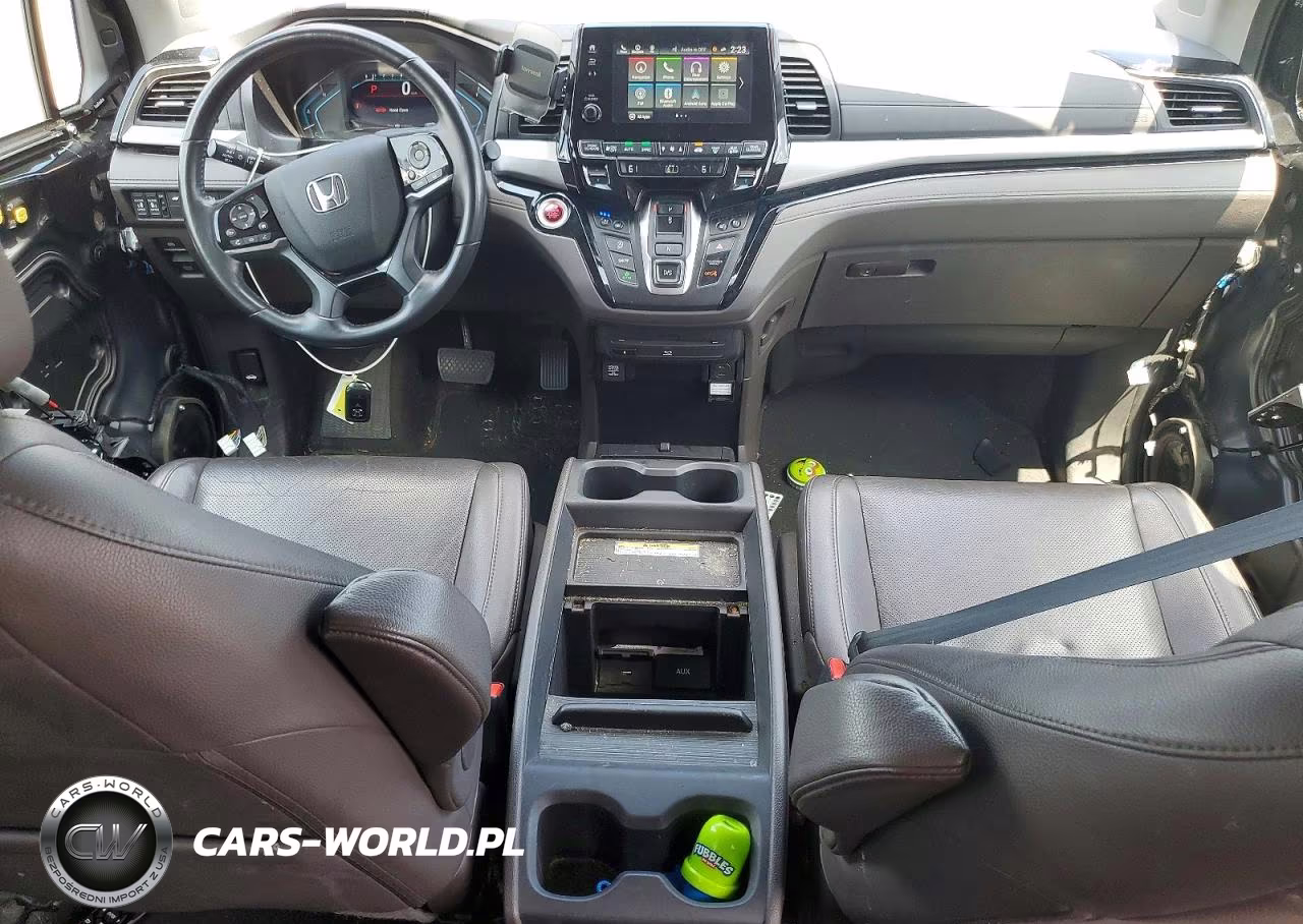 2018 Honda Odyssey Elite VIN:5FNRL6H9XJB104924 - 8