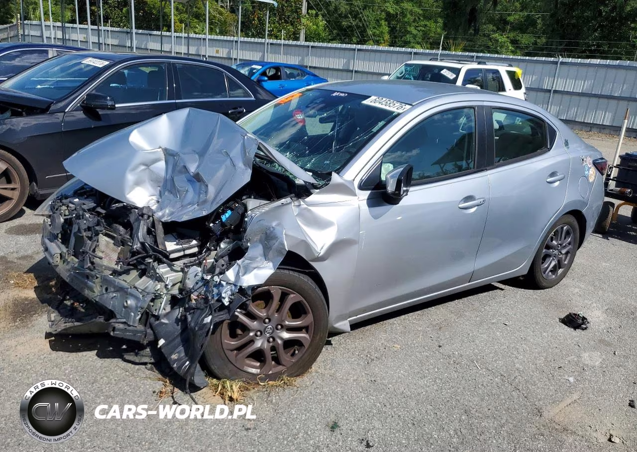2019 Toyota Yaris Le VIN:3MYDLBYVXKY523203 - 1