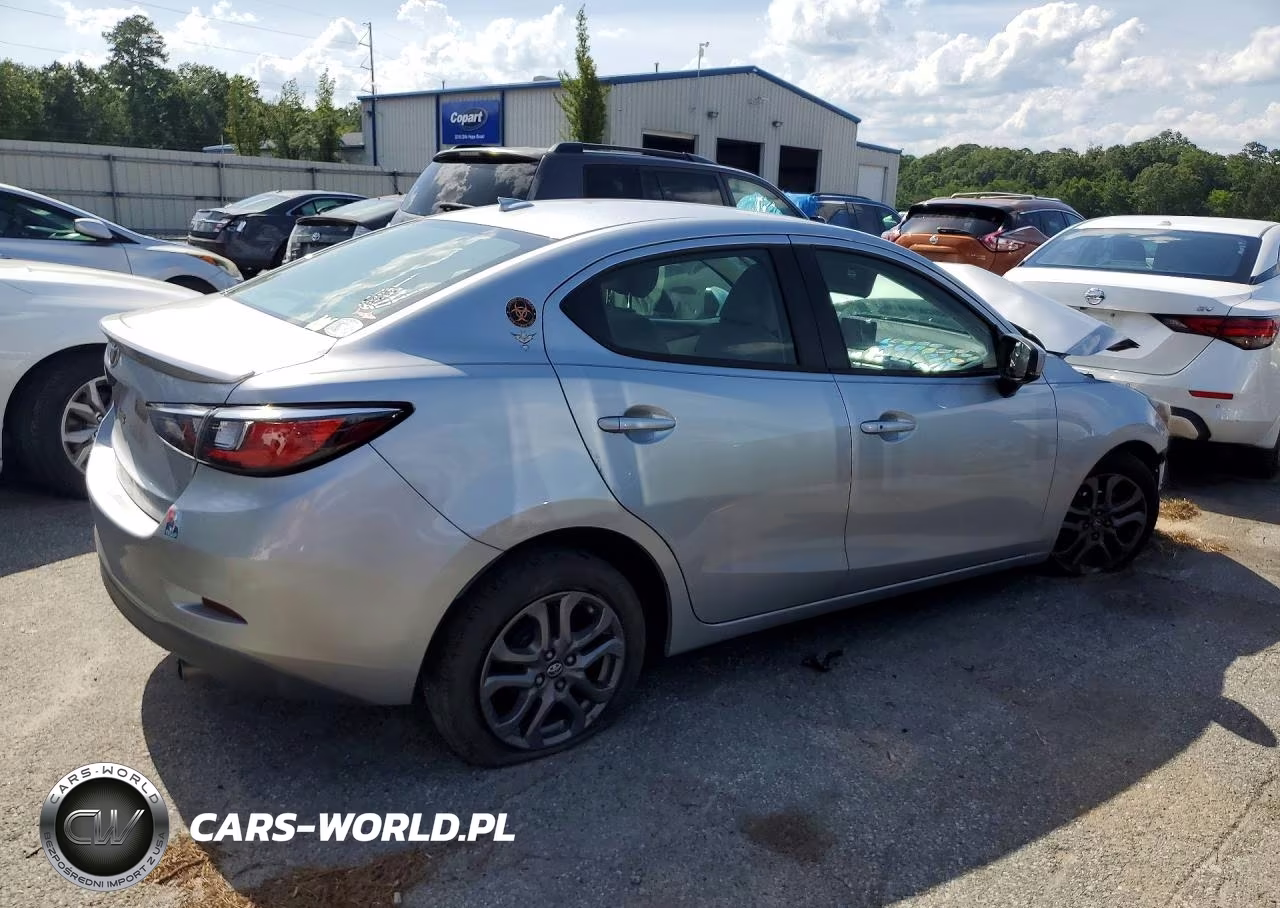 2019 Toyota Yaris Le VIN:3MYDLBYVXKY523203 - 3