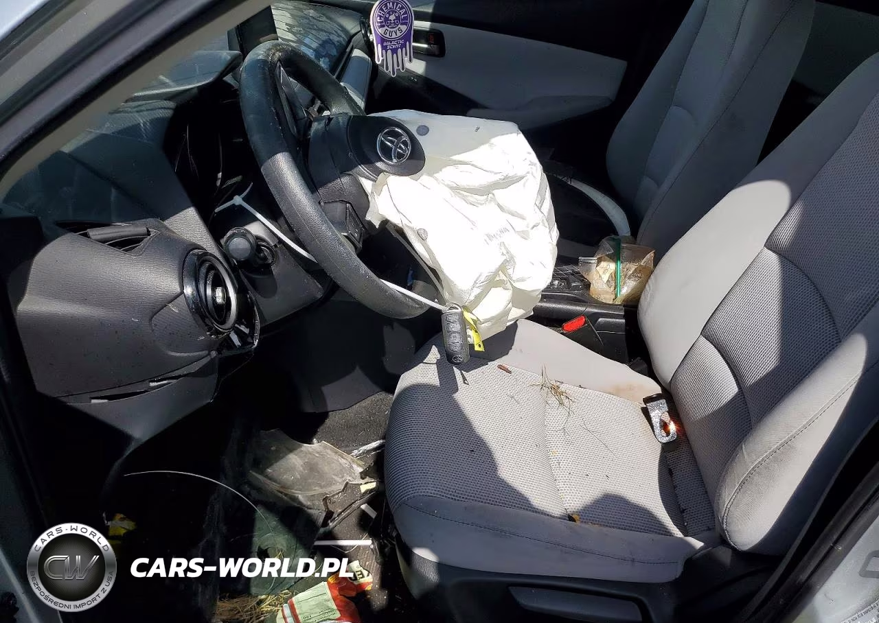 2019 Toyota Yaris Le VIN:3MYDLBYVXKY523203 - 7