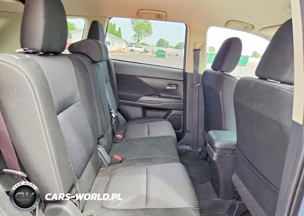 2017 Mitsubishi Outlander Es VIN:JA4AD2A33HZ015560 - 10
