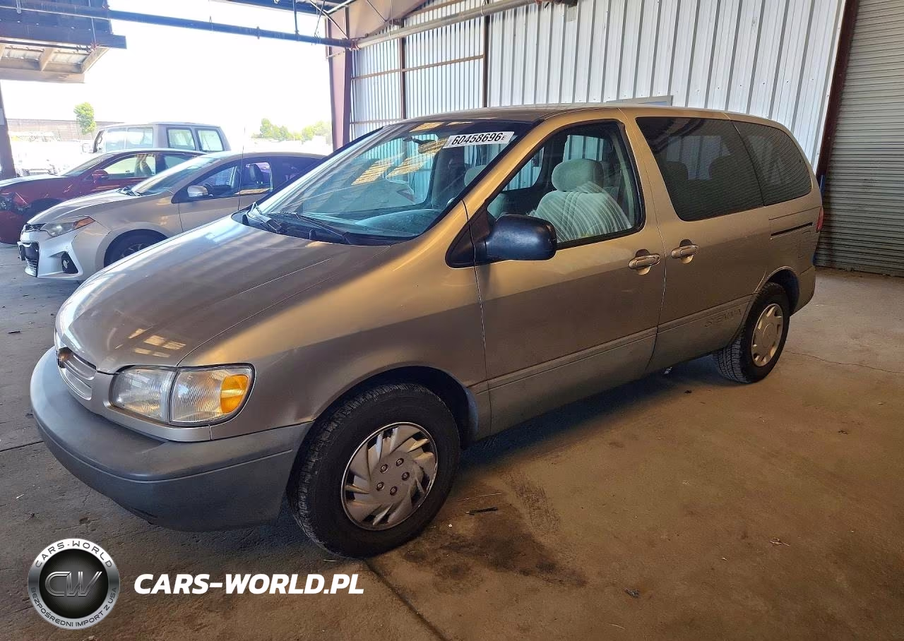 2000 Toyota Sienna Ce
