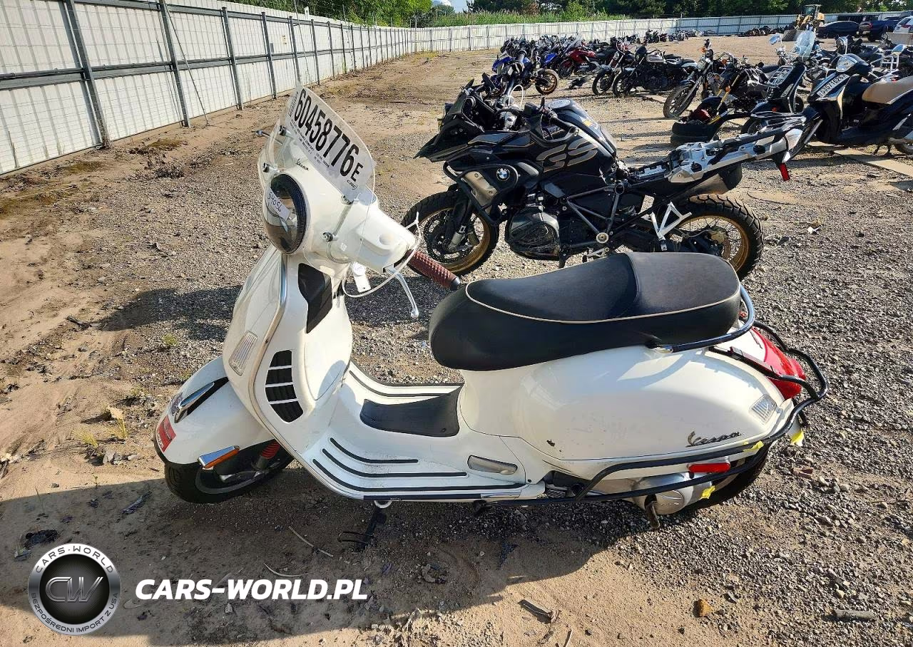 2010 Vespa Gts 300 Super VIN:ZAPM459LXA5701311 - 3