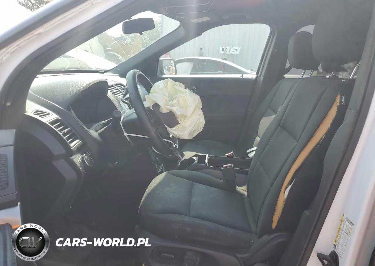 2016 Ford Explorer Police Interceptor VIN:1FM5K8AR3GGA19375 - 7