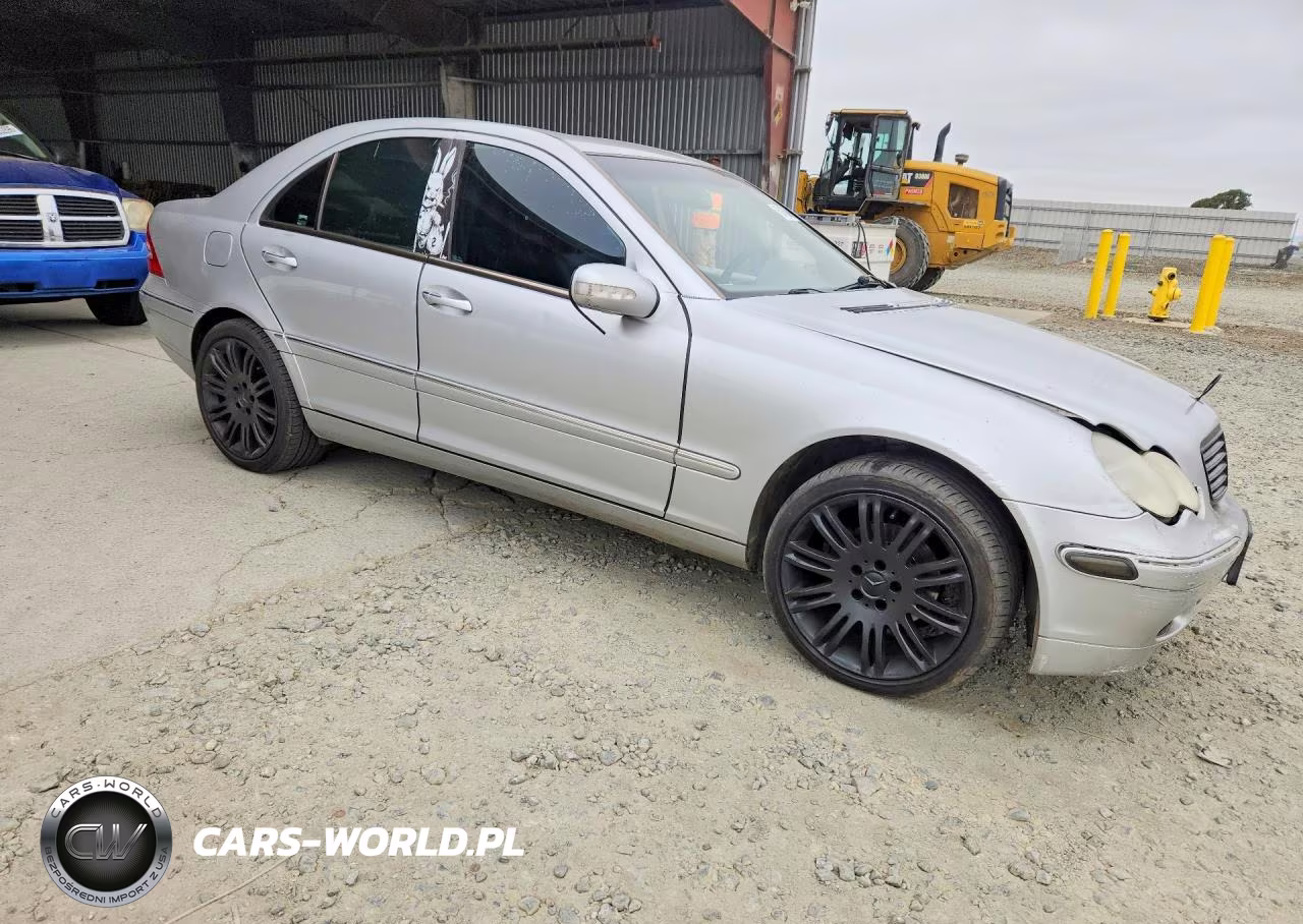 2003 Mercedes-Benz C 240 VIN:WDBRF61J53F441803 - 4