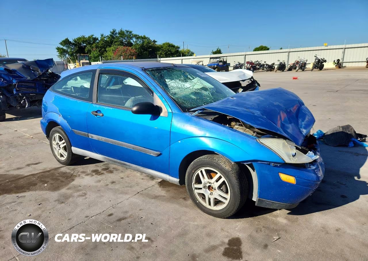 2000 Ford Focus Zx3 VIN:3FAFP3132YR180910 - 4