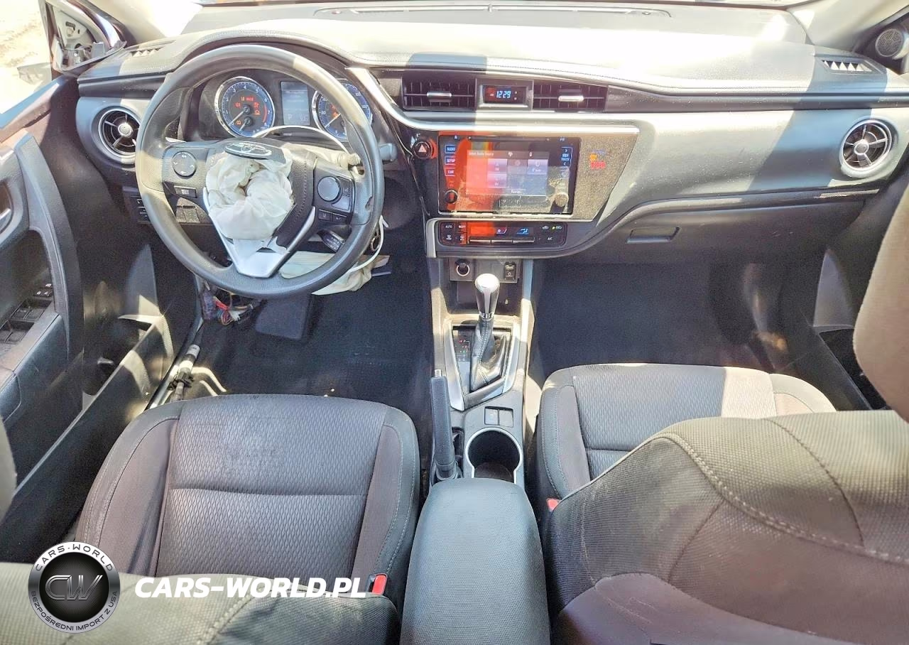 2019 Toyota Corolla Le VIN:5YFBURHEXKP891263 - 8