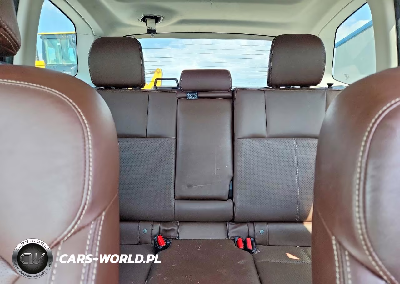 2018 Subaru Forester 2.5I Touring VIN:JF2SJAWC0JH479182 - 10