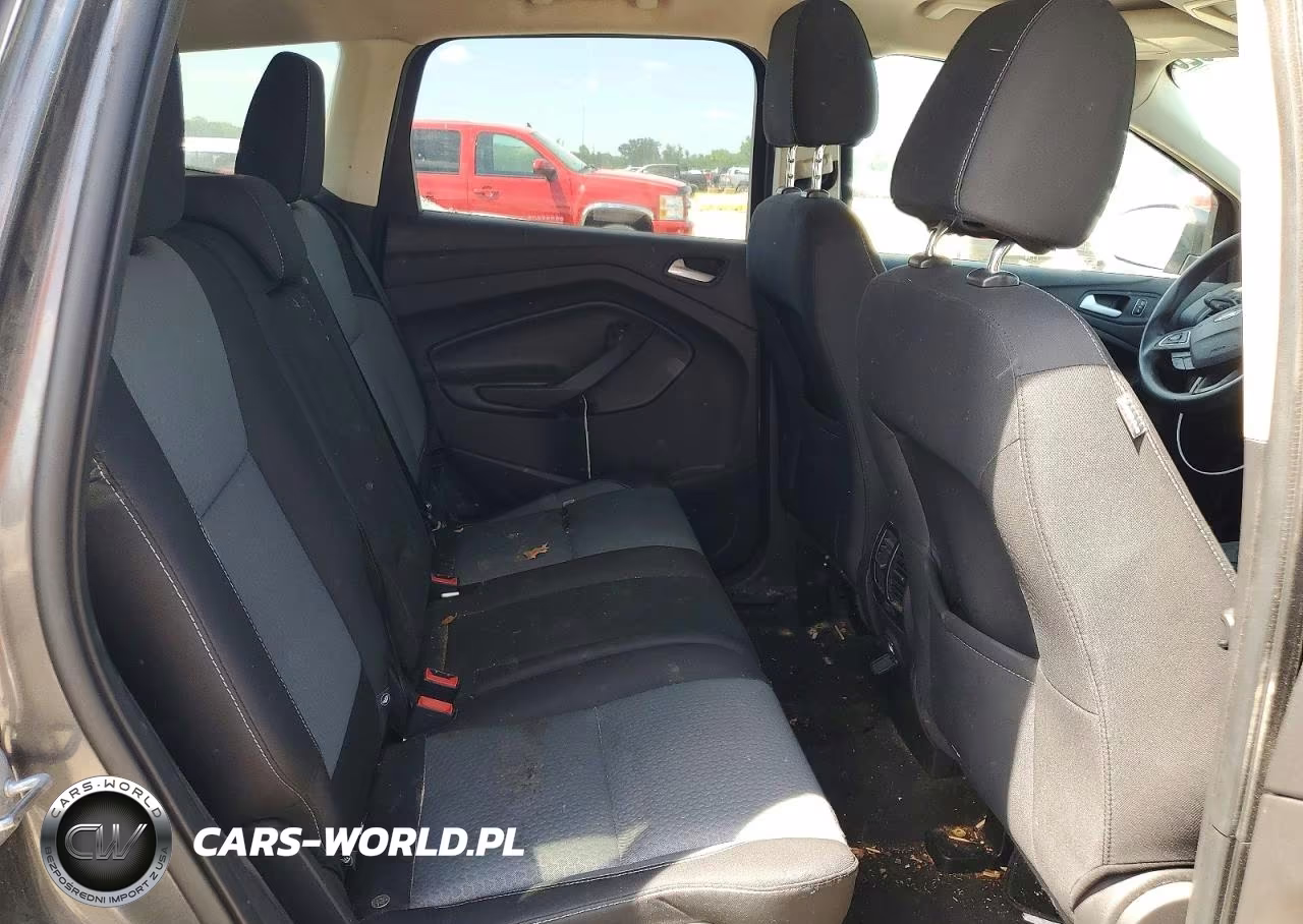 2017 Ford Escape Se VIN:1FMCU0GD7HUC34355 - 10