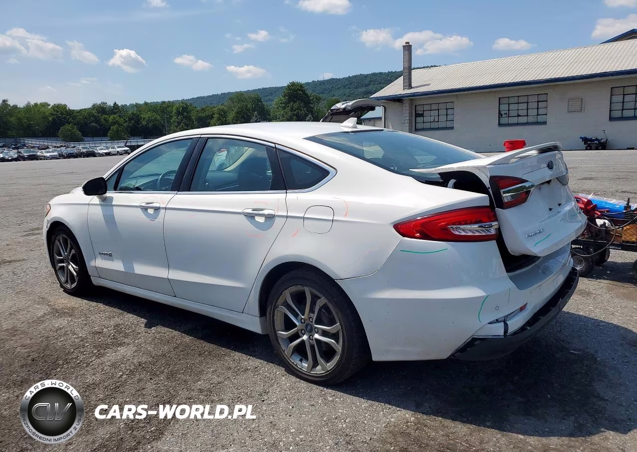 2019 Ford Fusion Titanium VIN:3FA6P0RU3KR105068 - 2