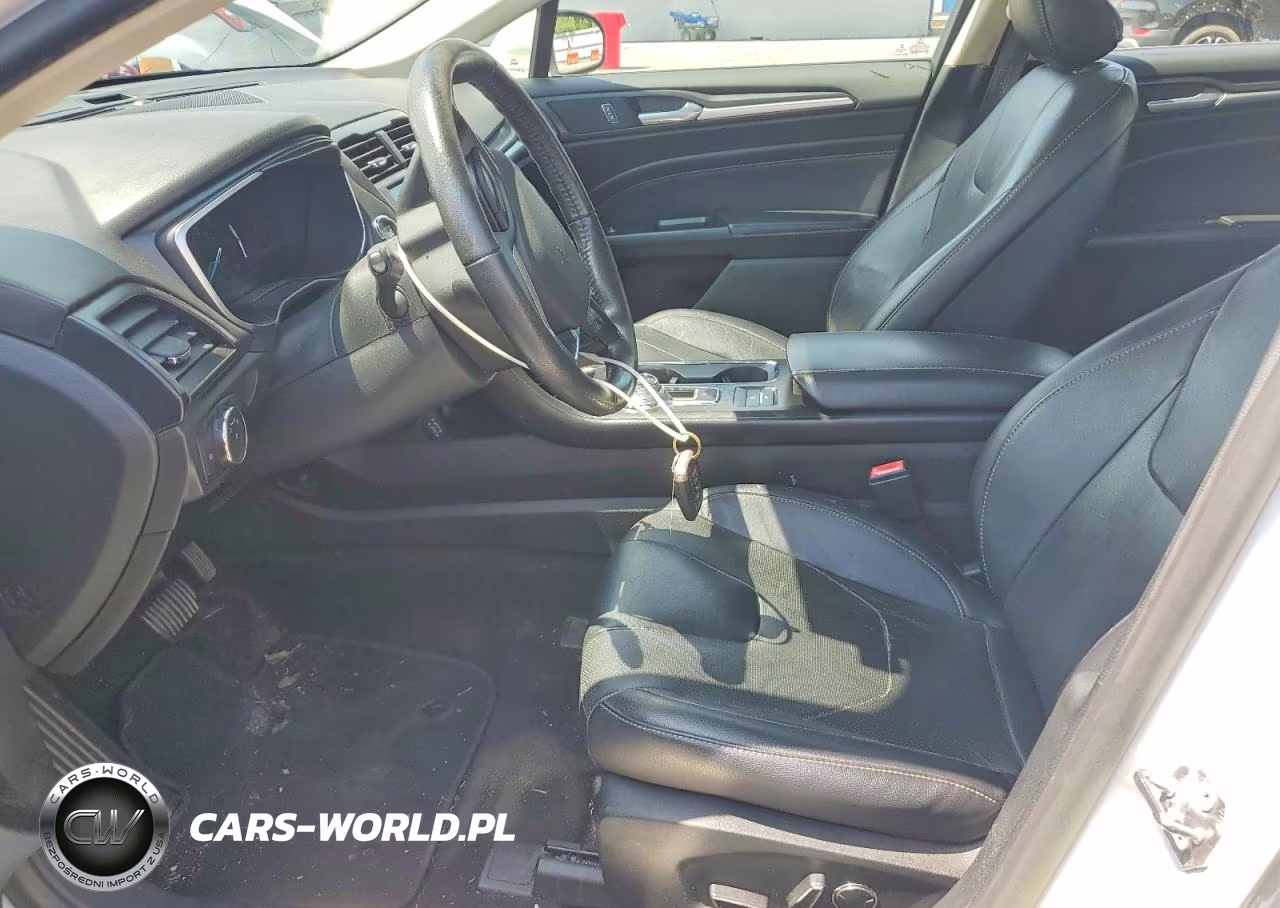2019 Ford Fusion Titanium VIN:3FA6P0RU3KR105068 - 7