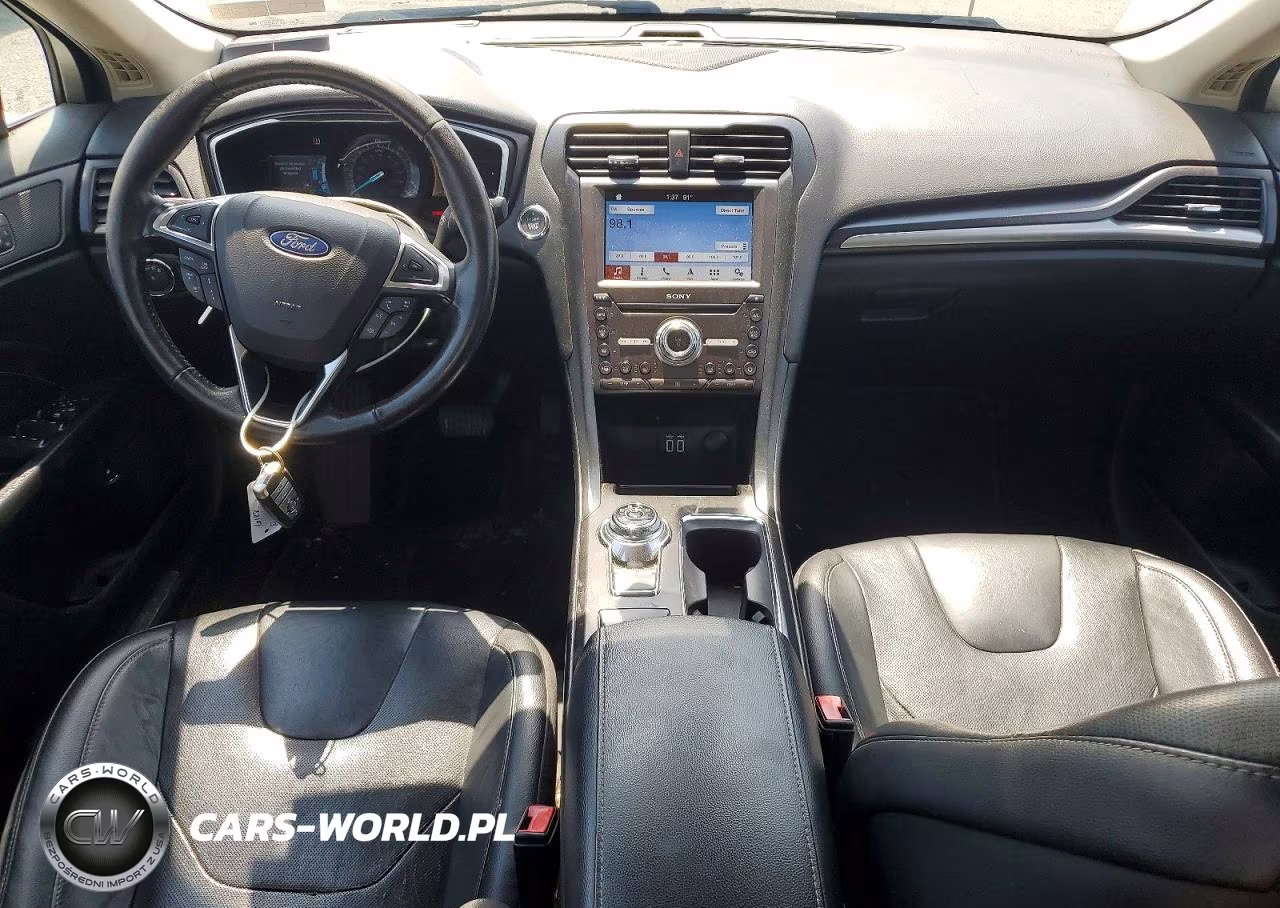 2019 Ford Fusion Titanium VIN:3FA6P0RU3KR105068 - 8