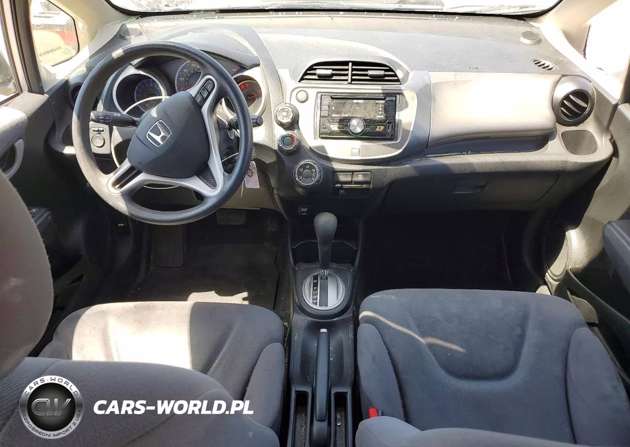 2013 Honda Fit VIN:JHMGE8H37DC076119 - 8