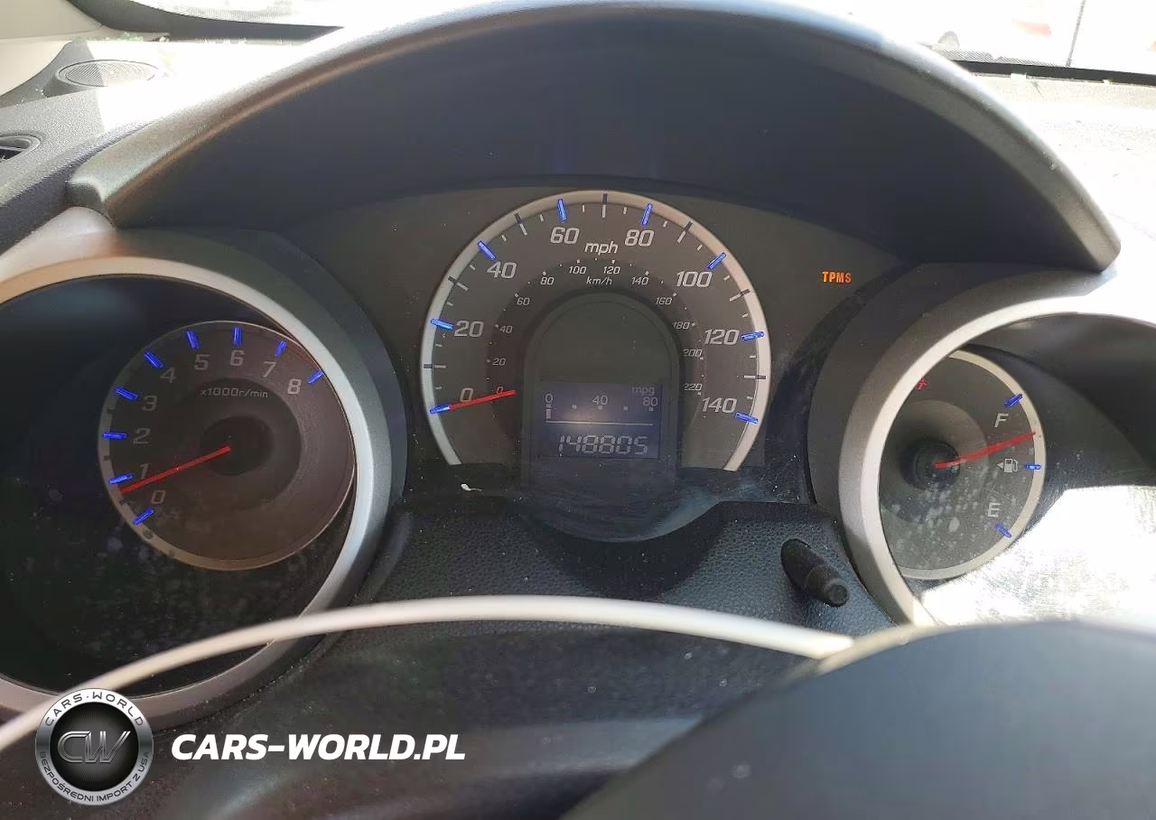 2013 Honda Fit VIN:JHMGE8H37DC076119 - 9