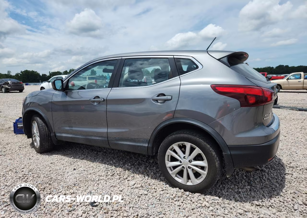 2018 Nissan Rogue Sport S VIN:JN1BJ1CPXJW161445 - 2