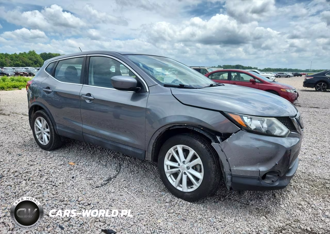 2018 Nissan Rogue Sport S VIN:JN1BJ1CPXJW161445 - 4