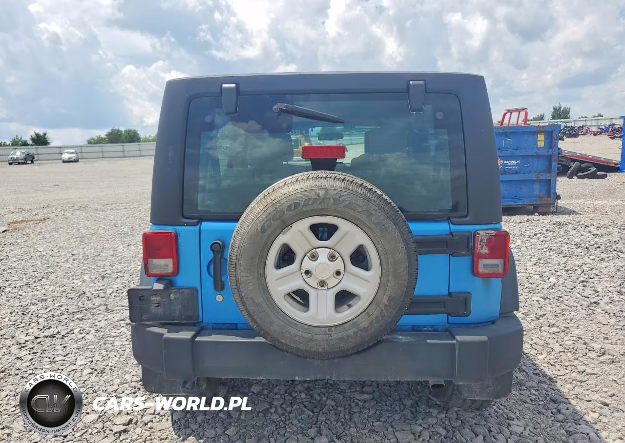 2010 Jeep Wrangler Unlimited Sport VIN:1J4BZ3H13AL165709 - 6
