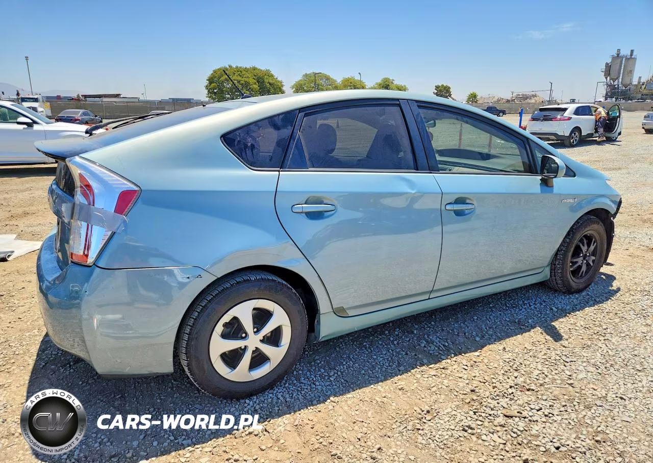 2012 Toyota Prius Two VIN:JTDKN3DU3C5387191 - 3