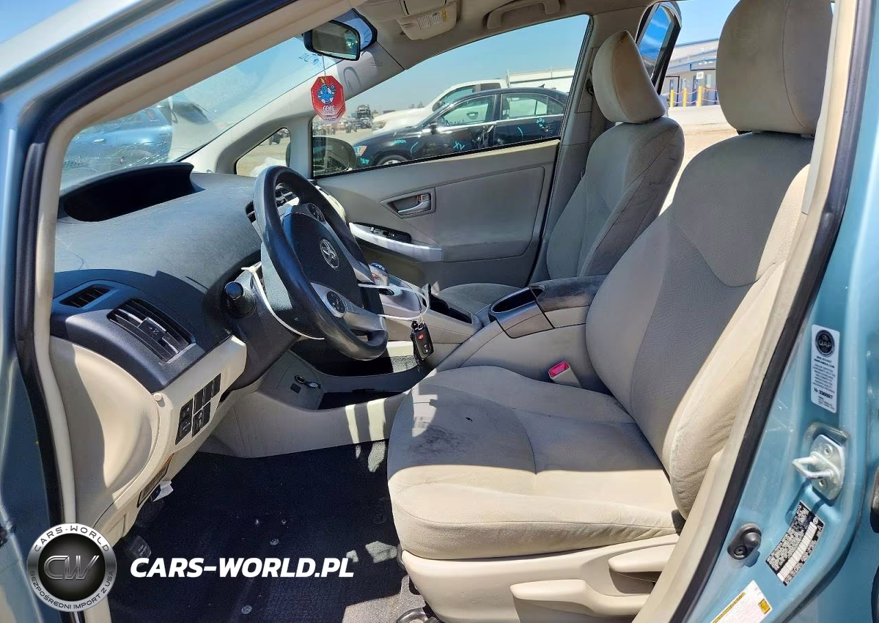 2012 Toyota Prius Two VIN:JTDKN3DU3C5387191 - 7