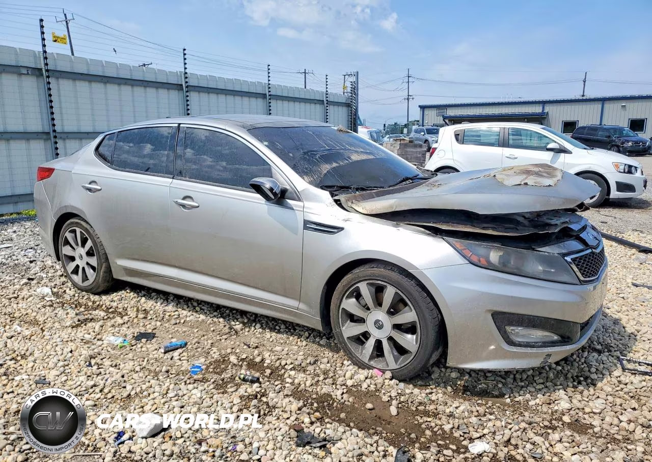 2012 Kia Optima Sx VIN:5XXGR4A67CG073853 - 4