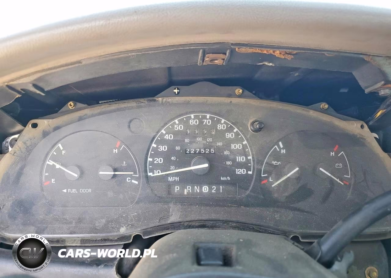 1999 Ford Ranger Super Cab VIN:1FTYR14V7XTB01792 - 9
