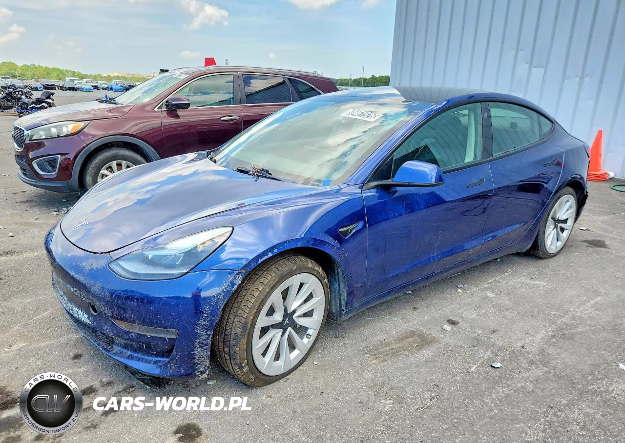 2022 Tesla Model 3 – zdjęcie 1 z 12