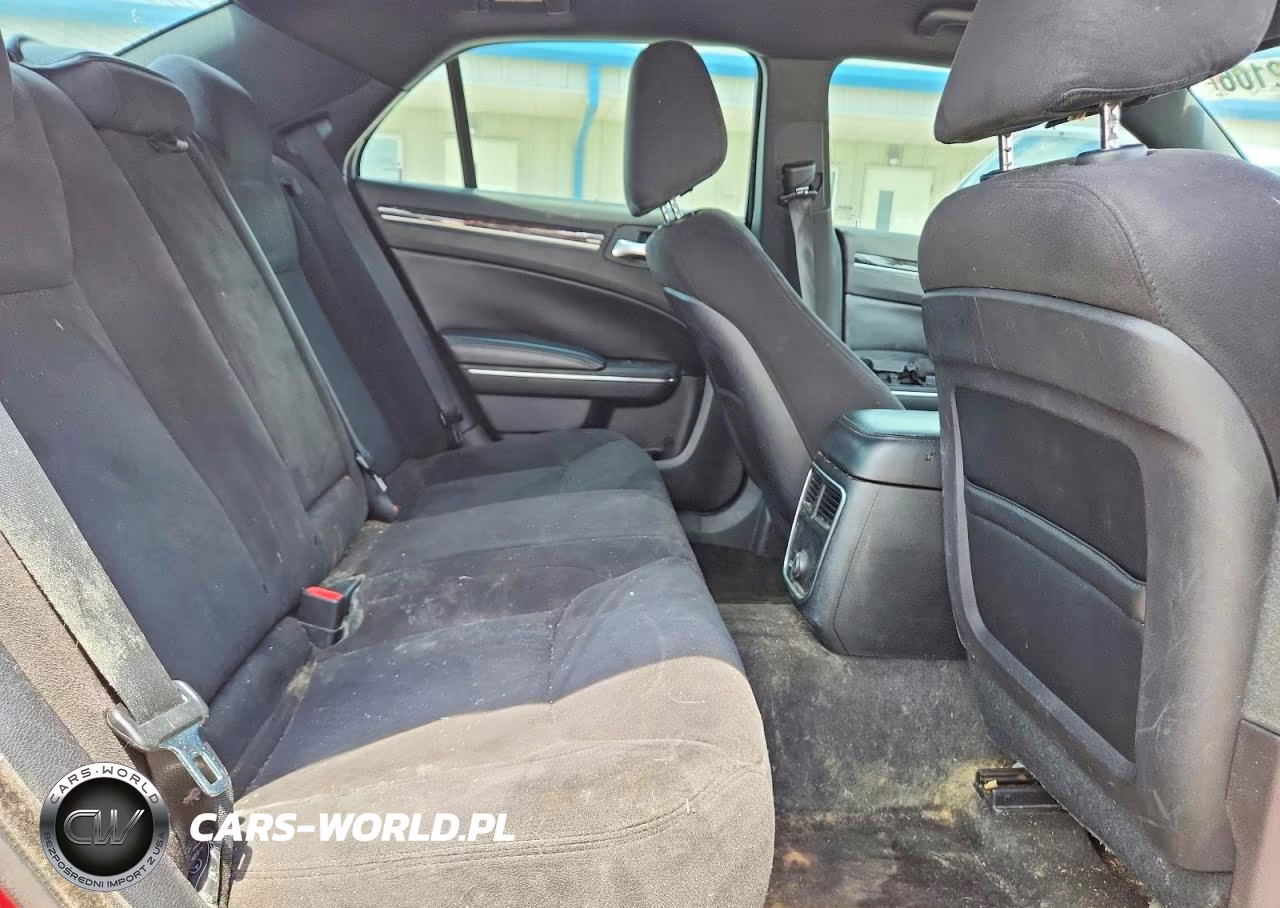 2011 Chrysler 300 VIN:2C3CA4CG1BH554435 - 10