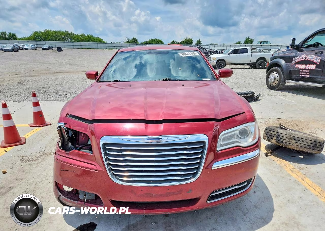 2011 Chrysler 300 VIN:2C3CA4CG1BH554435 - 5