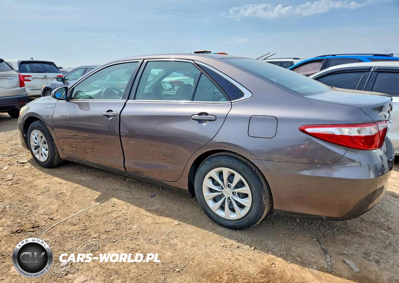 2015 Toyota Camry Hybrid Le VIN:4T1BD1FK5FU151814 - 2
