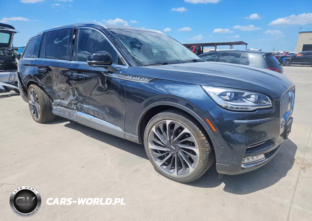2023 Lincoln Aviator Reserve VIN:5LM5J7WC6PGL26148 - 4
