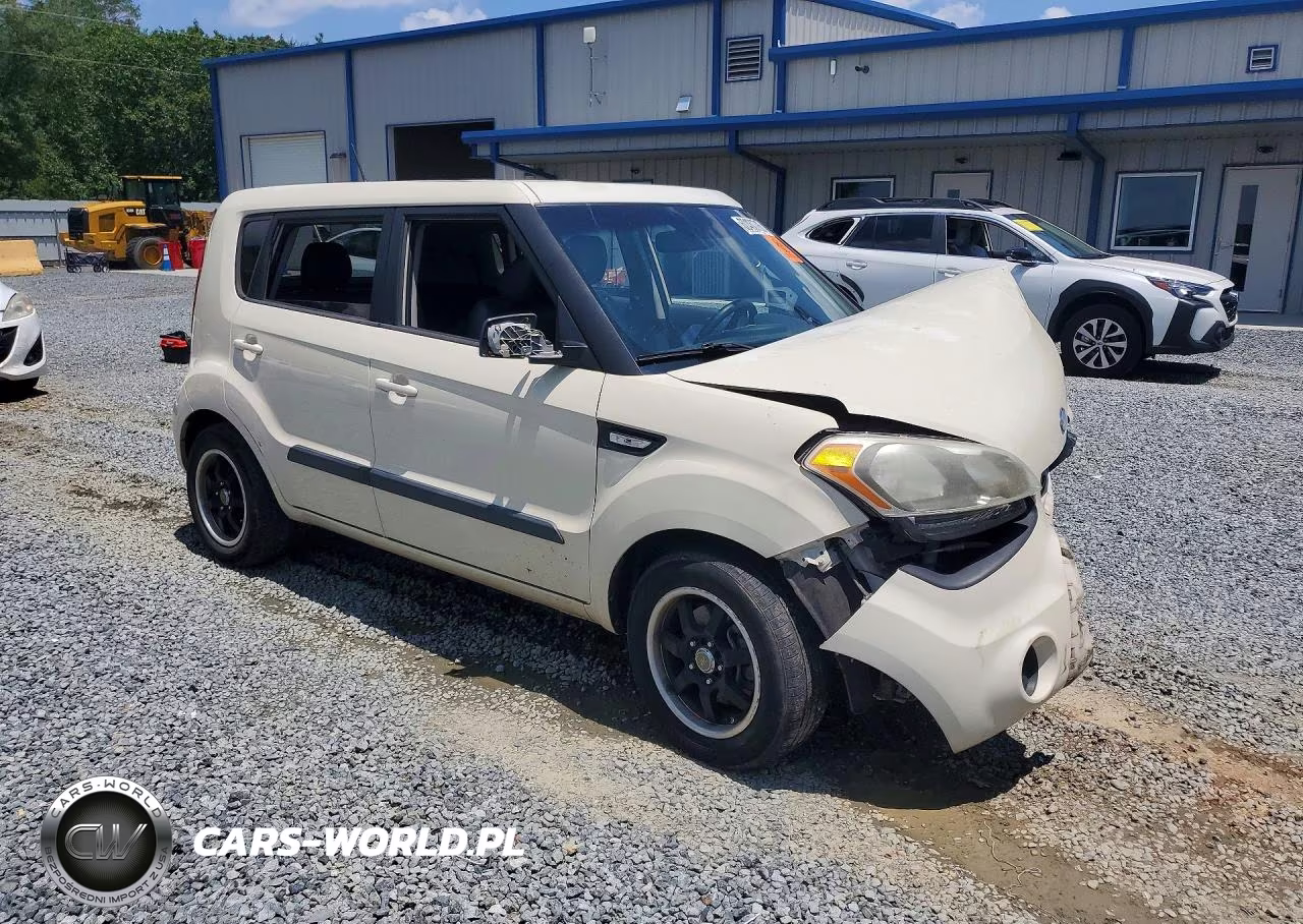2013 Kia Soul Base VIN:KNDJT2A55D7501397 - 4