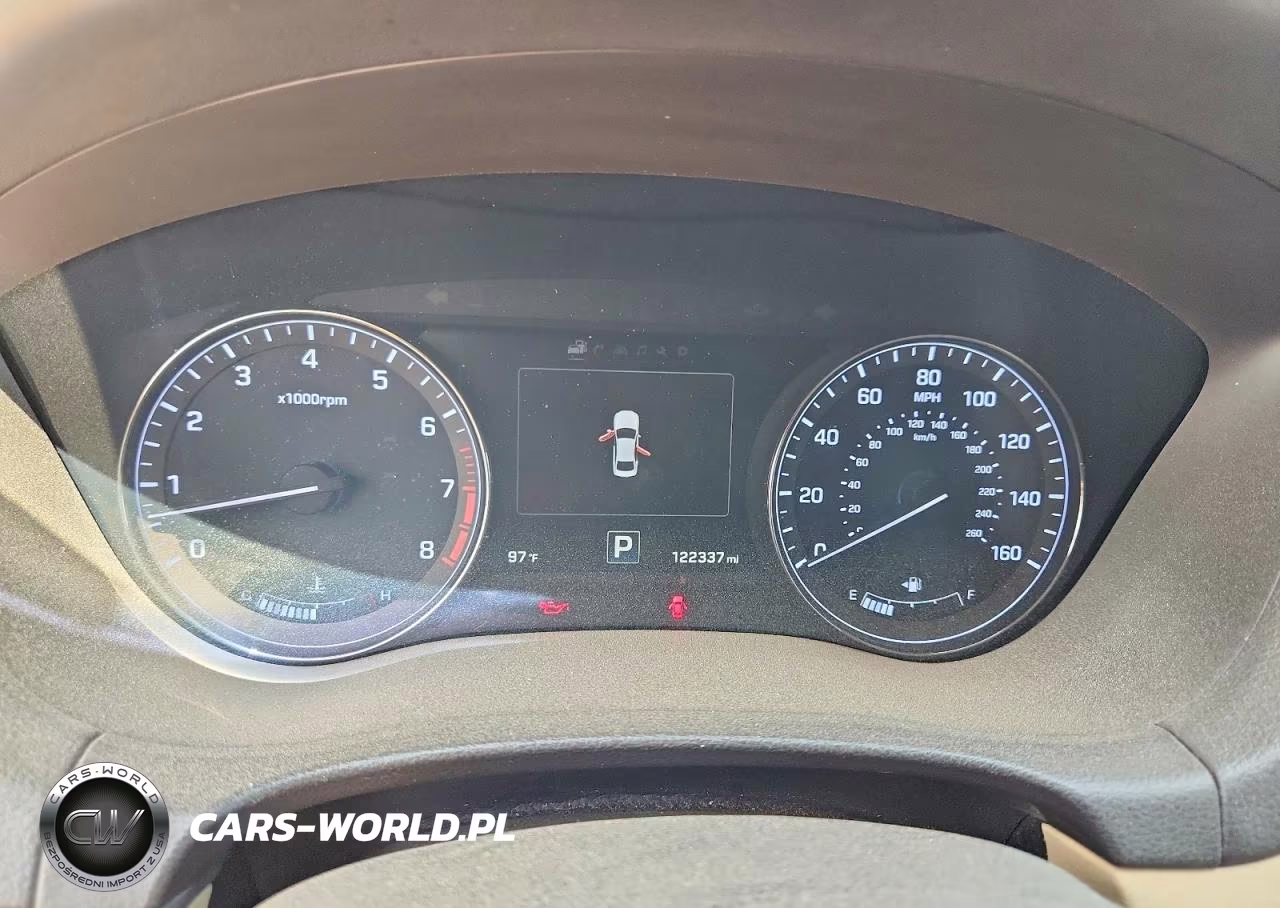 2015 Hyundai Genesis 3.8L VIN:KMHGN4JE0FU063355 - 9