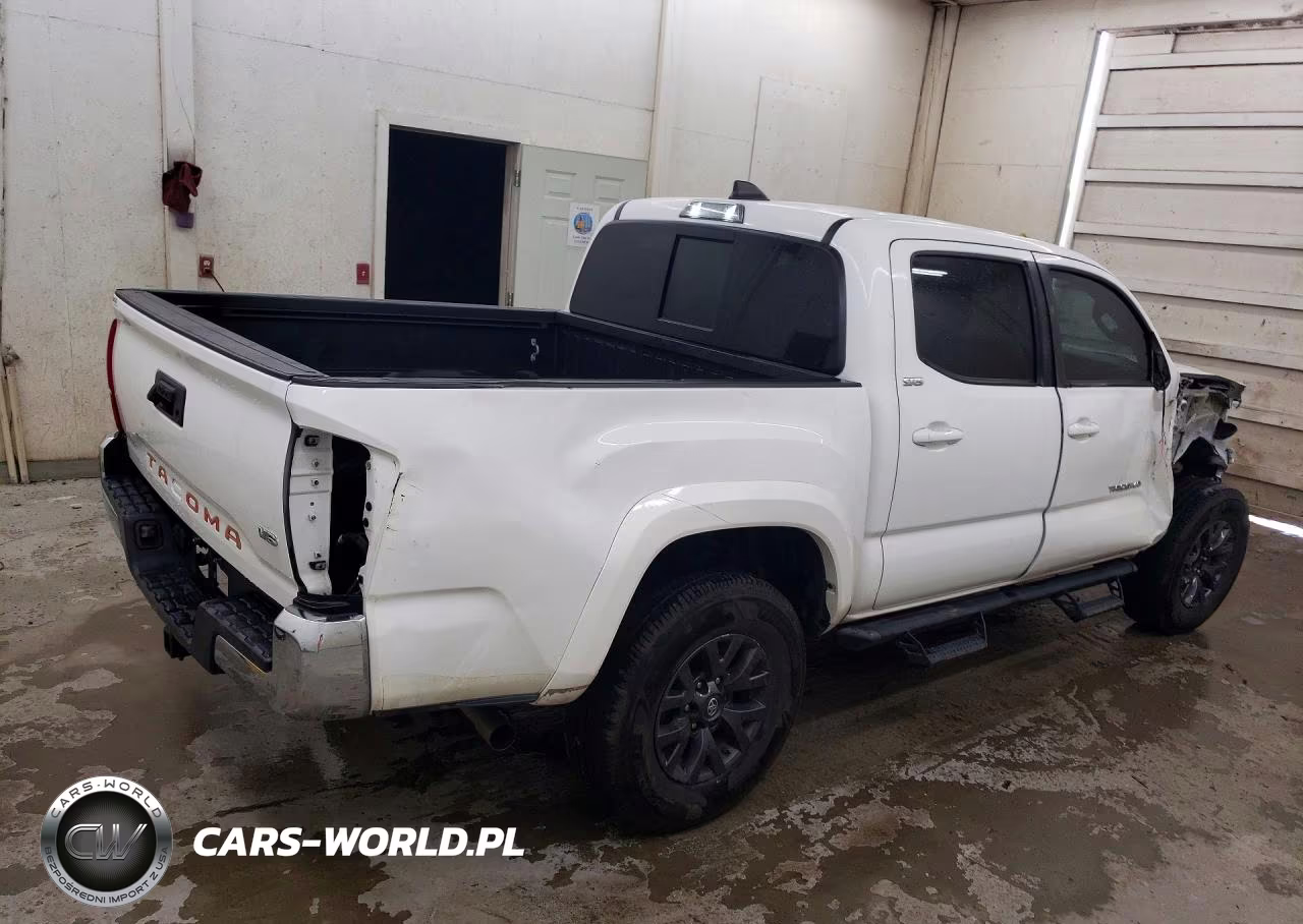 2020 Toyota Tacoma Sr5 V6 VIN:3TMAZ5CN3LM120617 - 3