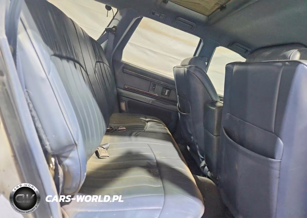 1994 Buick Roadmaster Estate VIN:1G4BR82P6RR428974 - 10