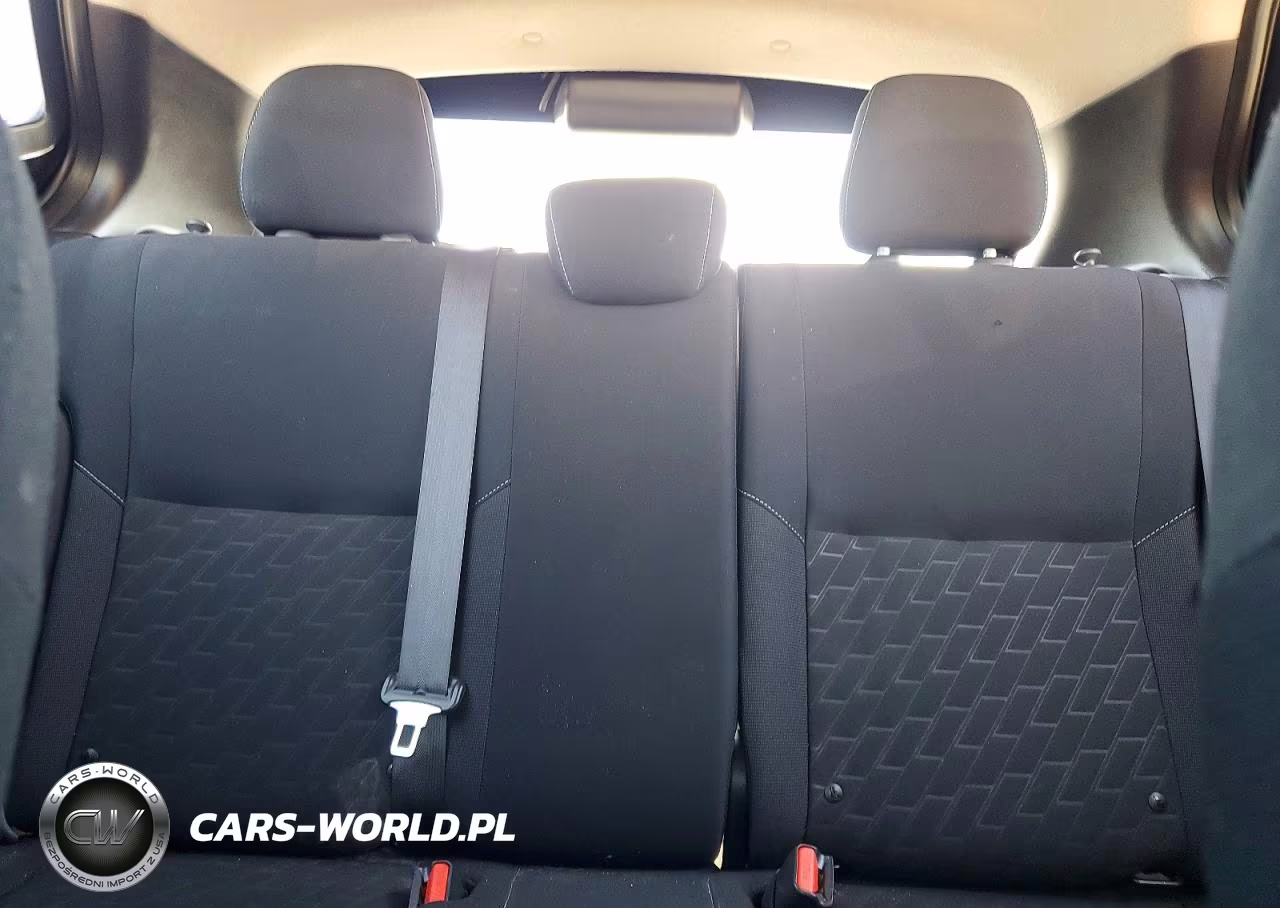 2023 Nissan Kicks Sv VIN:3N1CP5CVXPL569757 - 10