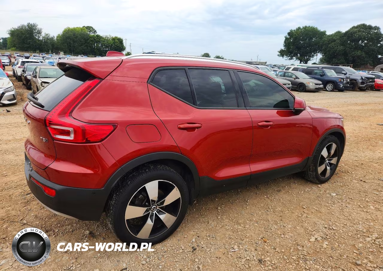 2019 Volvo Xc40 T5 Momentum VIN:YV4162UK3K2154104 - 3