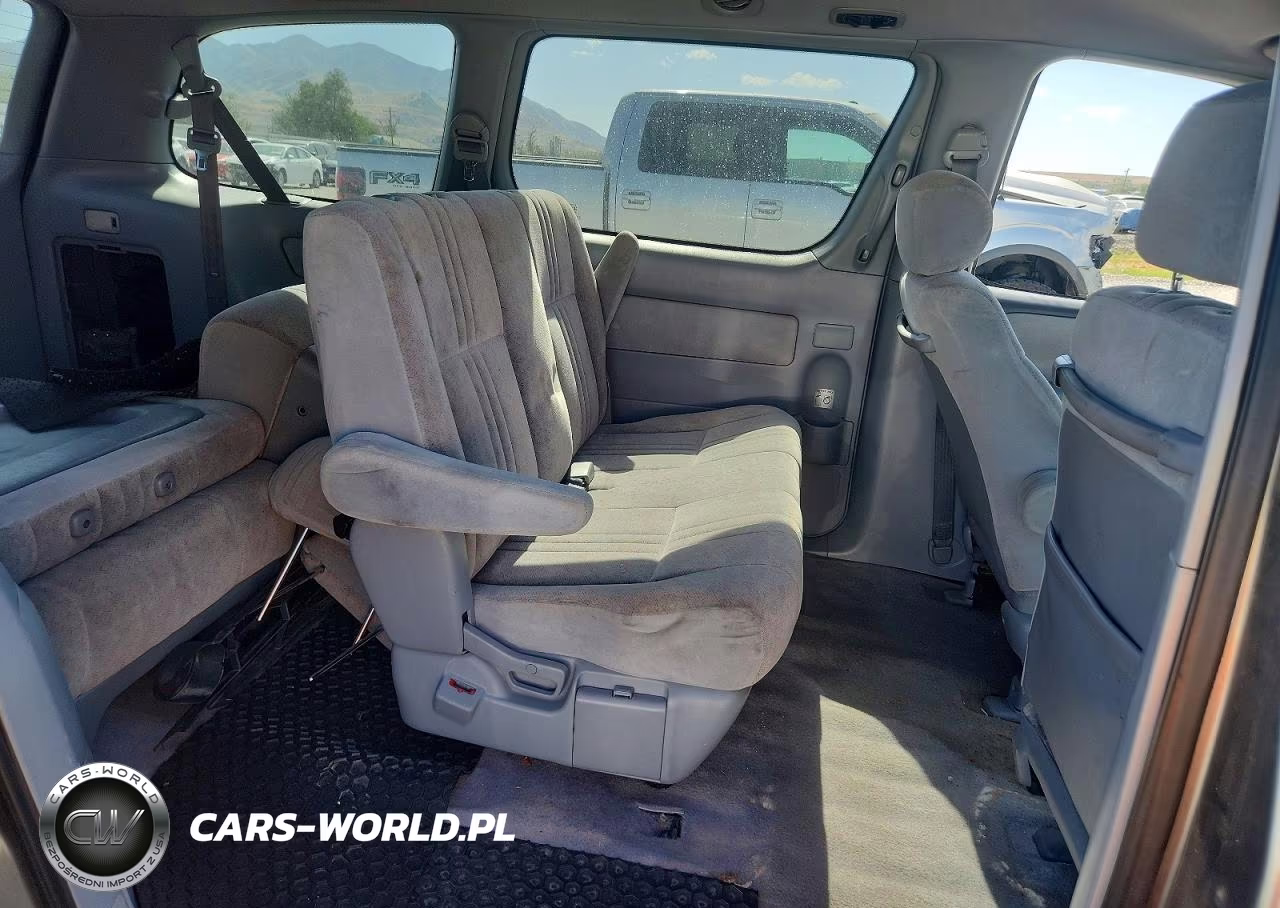 2000 Toyota Sienna Ce VIN:4T3ZF19C7YU319623 - 11