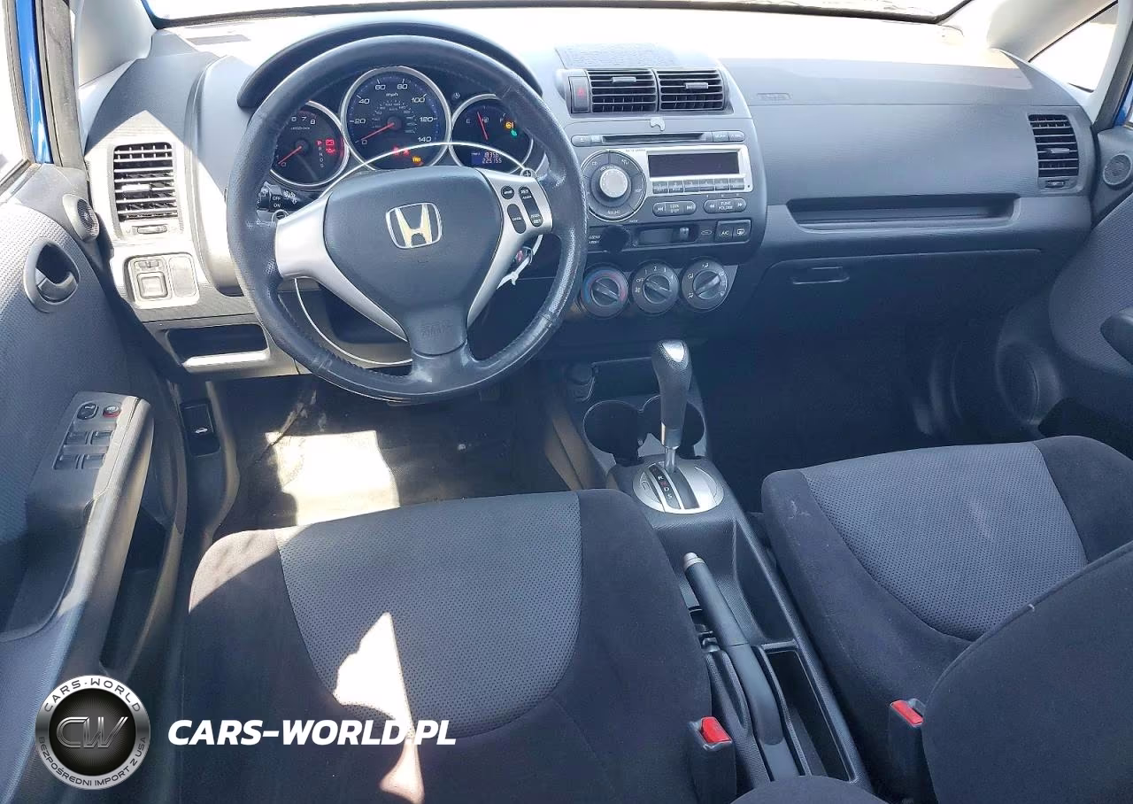 2008 Honda Fit Sport VIN:JHMGD38688S015857 - 8