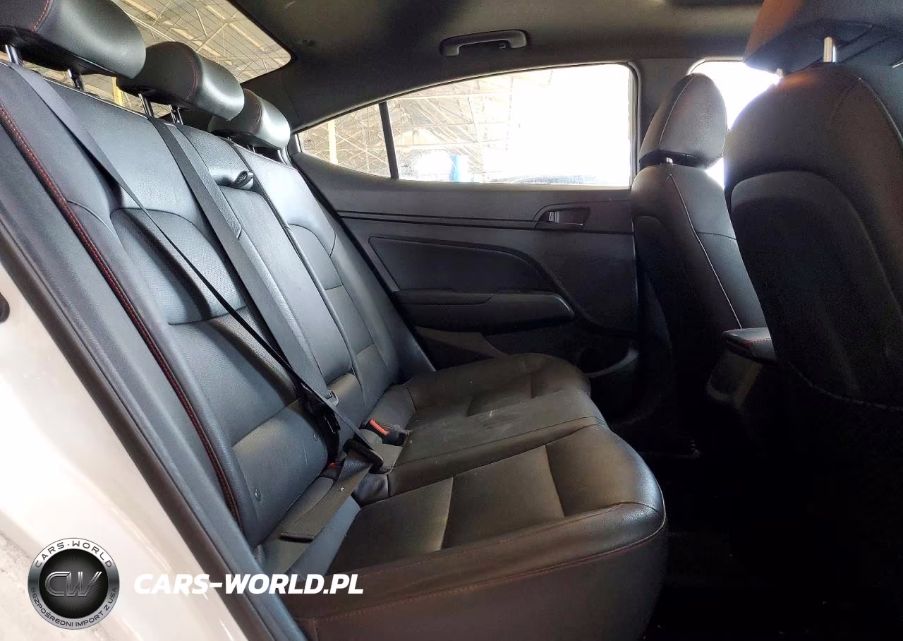 2019 Hyundai Elantra Sport VIN:KMHD04LB8KU838581 - 10