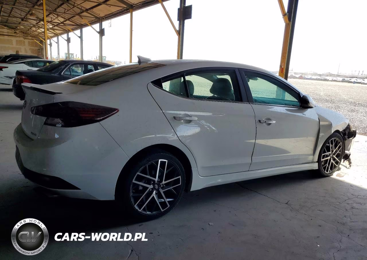 2019 Hyundai Elantra Sport VIN:KMHD04LB8KU838581 - 3