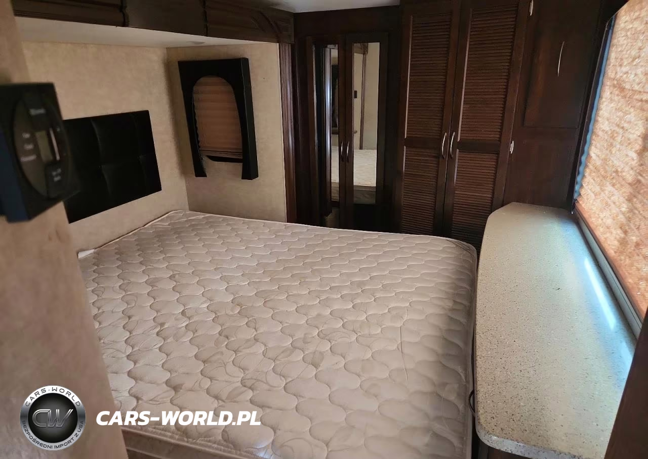 2015 Heartland Cyclone Camper VIN:5SFCG4333FE291690 - 7