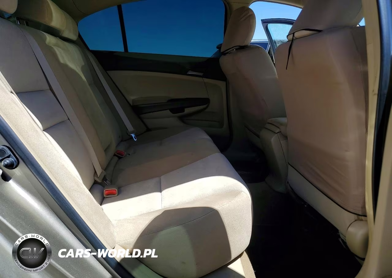 2008 Honda Accord Lx VIN:JHMCP26338C072566 - 10