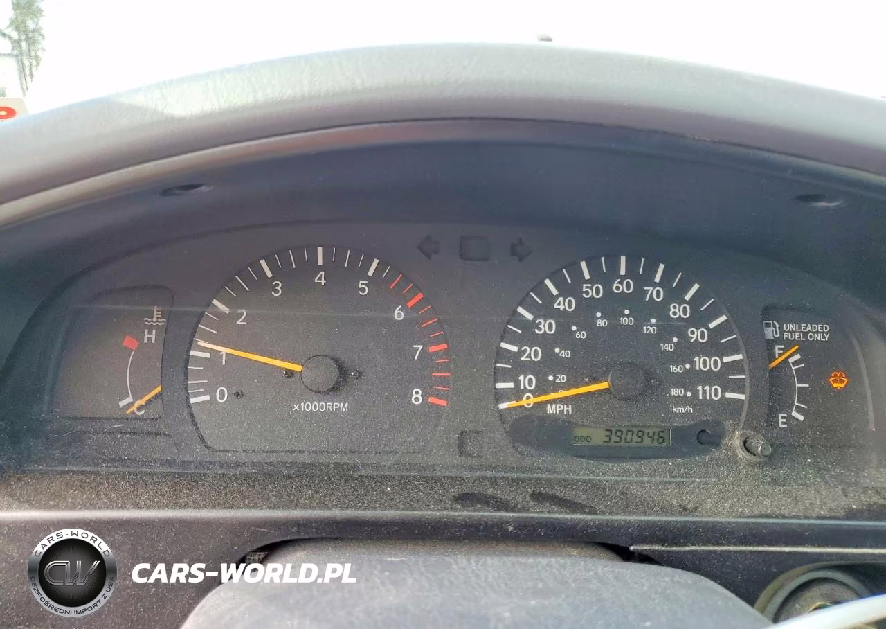 2000 Toyota Tacoma Xtracab VIN:5TEWN72N9YZ711348 - 9